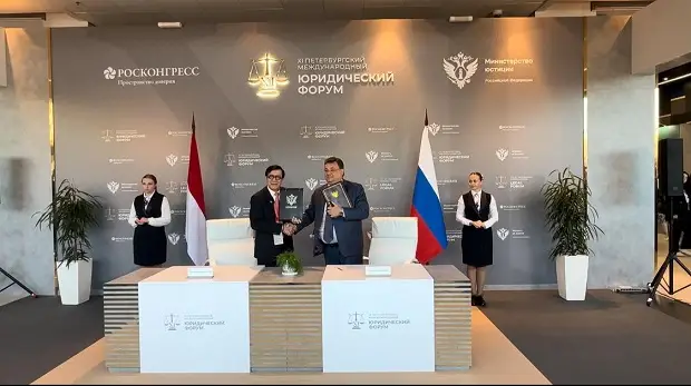 Indonesia dan Rusia...