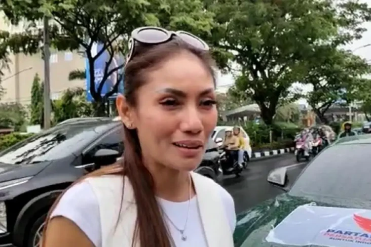 Daftar ke KPU, Bacaleg...