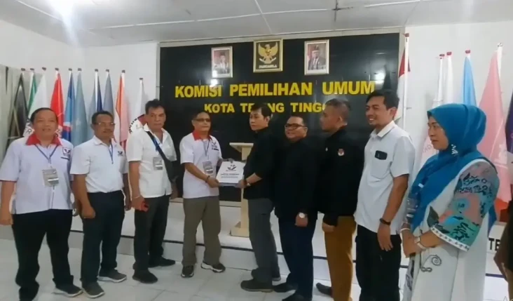 Usung Multi Etnis, Bacaleg...
