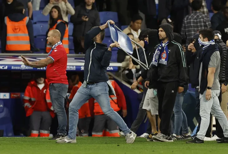 Kericuhan Suporter Espanyol...