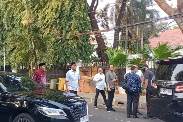 Cak Imin Tiba di Kediaman...