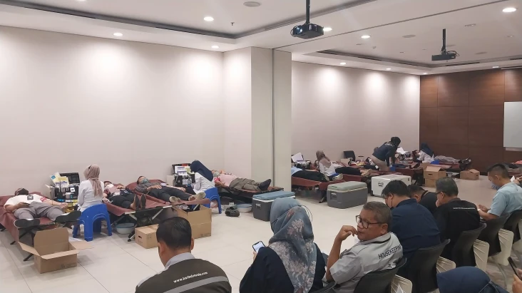 Ratusan Karyawan MNC...