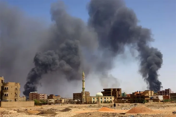 Satu Bulan Perang Sudan,...