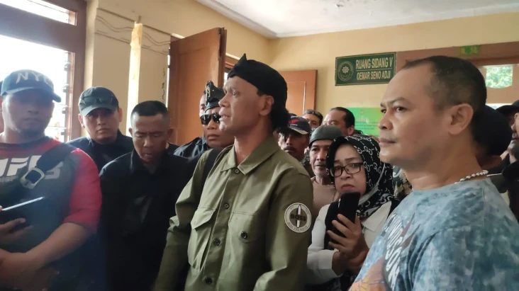 Hadiri Sidang Kasus...