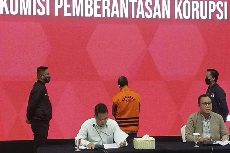 Kasus Suap Ketok Palu...