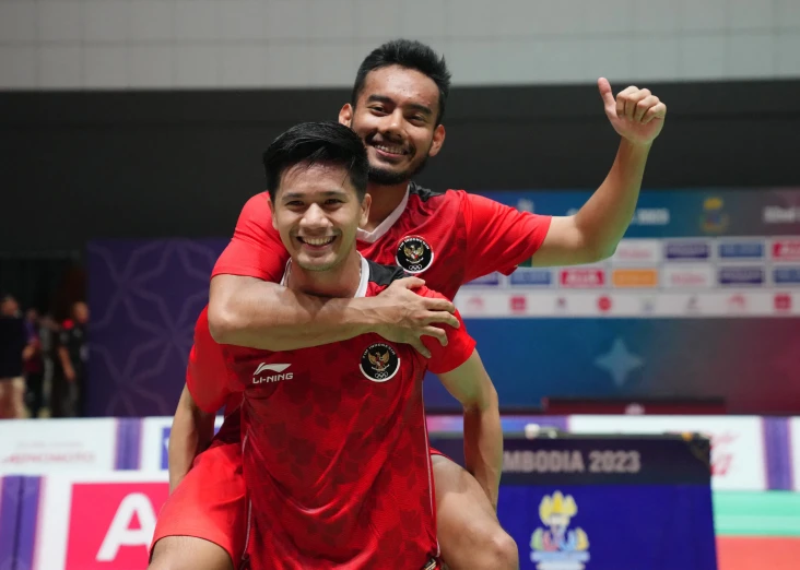 Pram/Yere Rebut Medali...