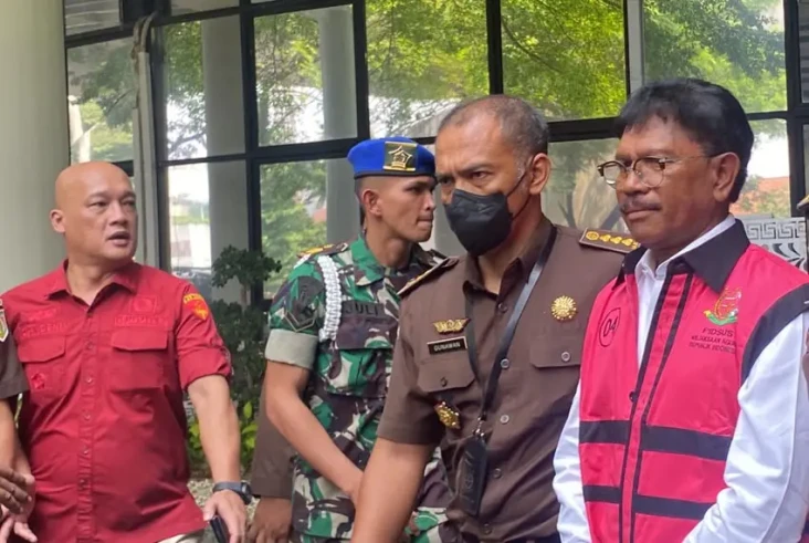 Kejagung Telusuri Aliran...