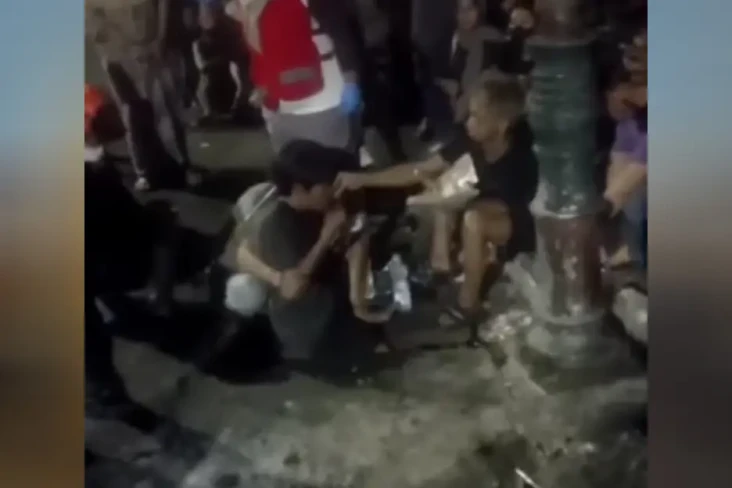 Selama 2 Jam, Kaki Pengunjung...