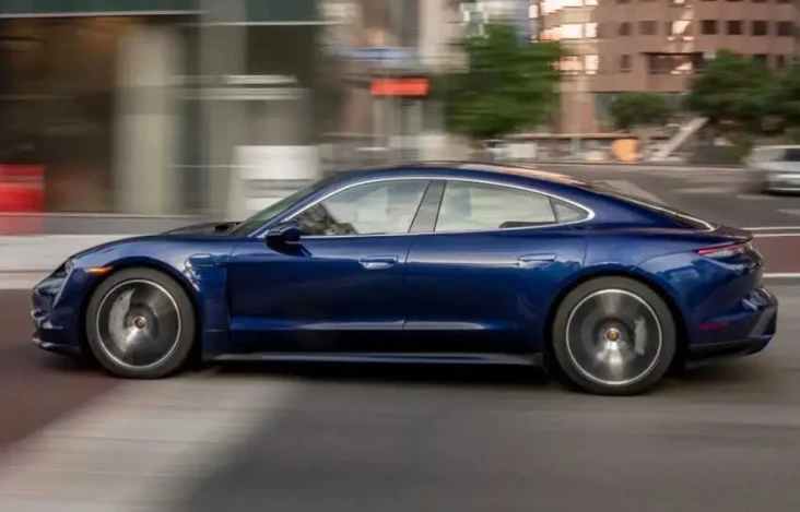 Porsche Kembangkan Baterai...