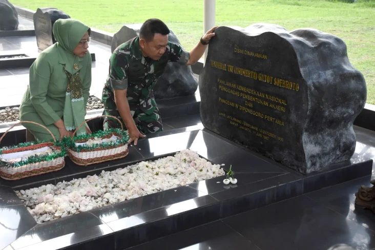 Jenderal Dudung Ziarah...