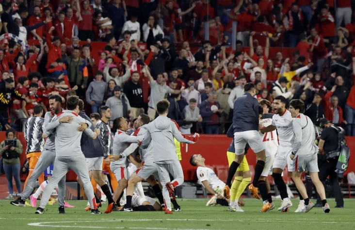 Sevilla Jaga Rekor 100...