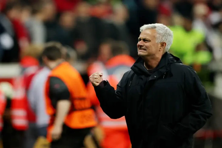 Jose Mourinho vs Sevilla:...