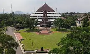 Intip Biaya Kuliah IPB...