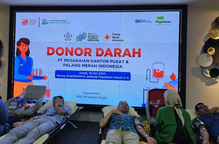 Bantu Cukupi Stok Darah...