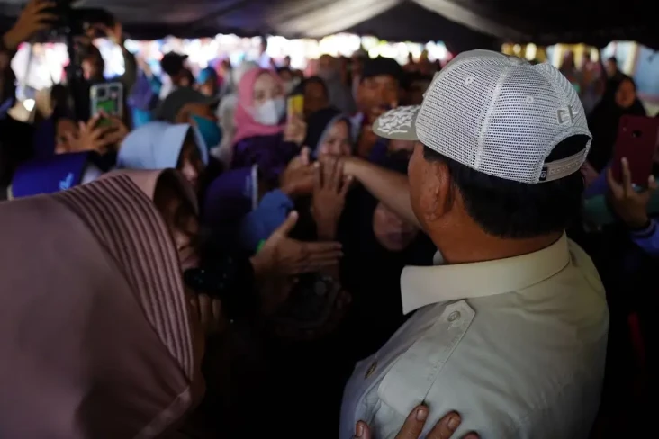 Emak-emak Pekalongan:...