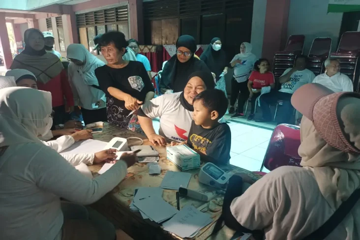 Layanan Kesehatan Gratis...
