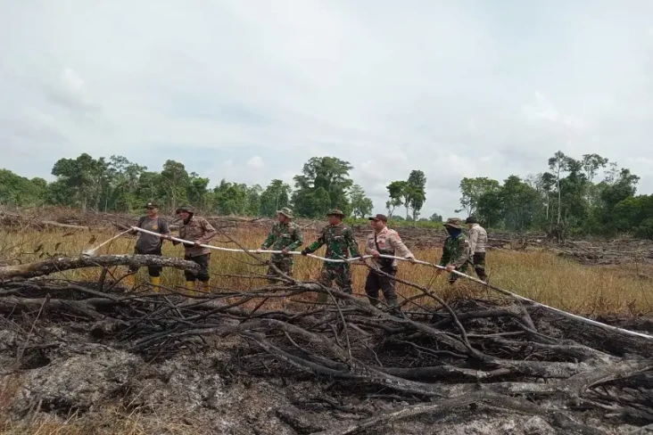 Ayah dan Anak di Riau...