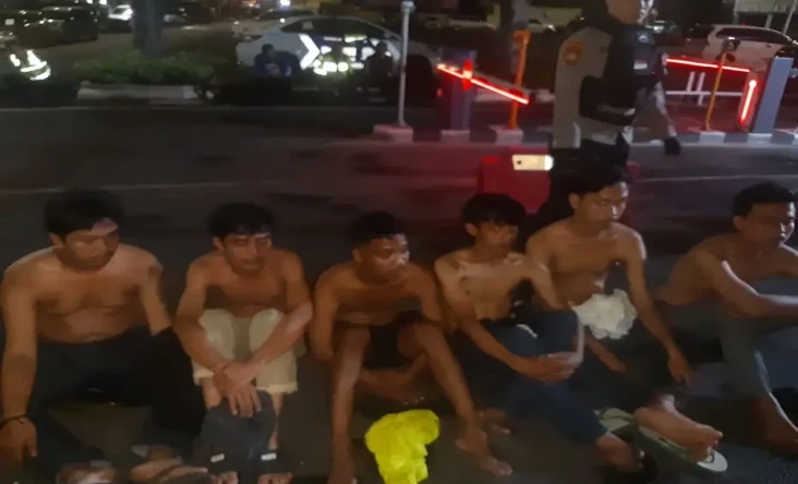 Lagi Cari Lawan Tawuran,...