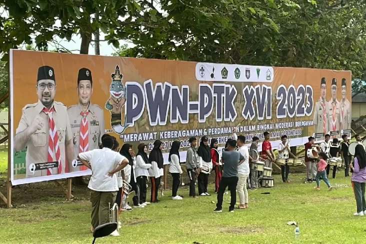 Besok Dibuka Menag,...