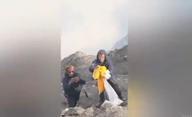 Patung Ganesha di Gunung...
