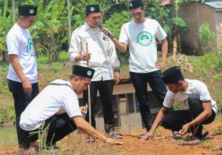 Asah Kemandirian, Santri...