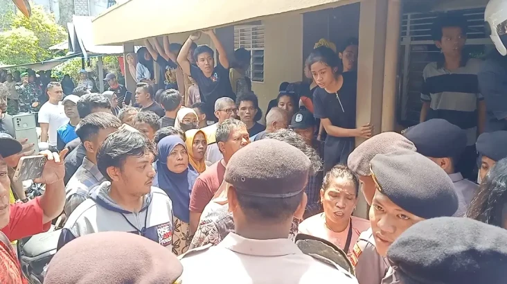 Eksekusi Rumah di Ternate...