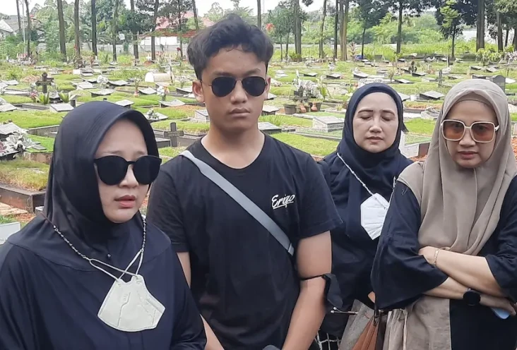 Keluarga Cerita Tingkah...