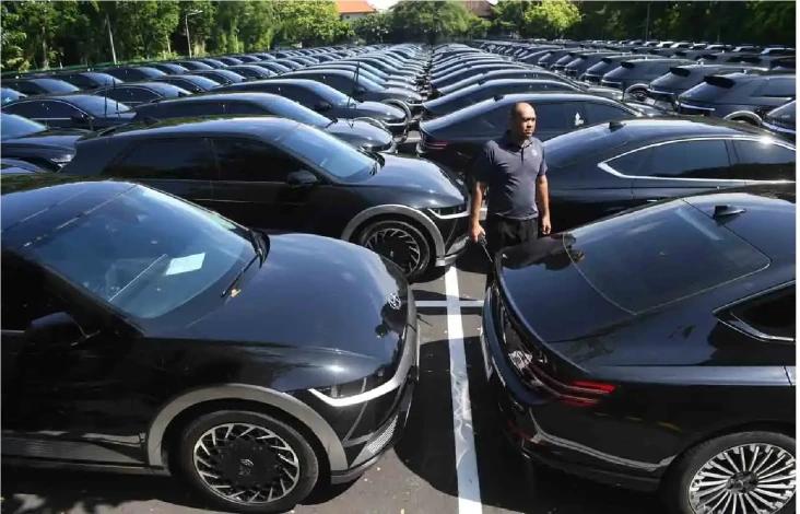 Erick Thohir Punya Mobil...