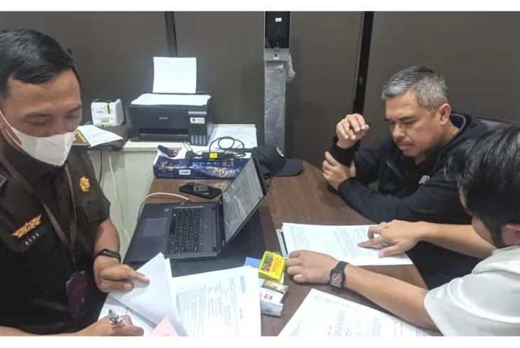 Kasus Korupsi BTS Kominfo,...