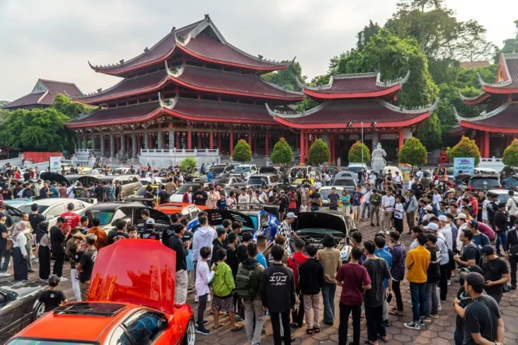 Kejutan, 8.000 Orang...