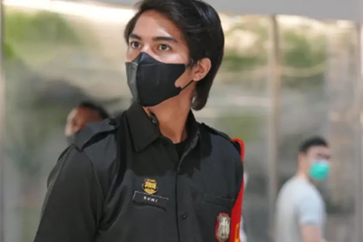El Rumi Magang Jadi...