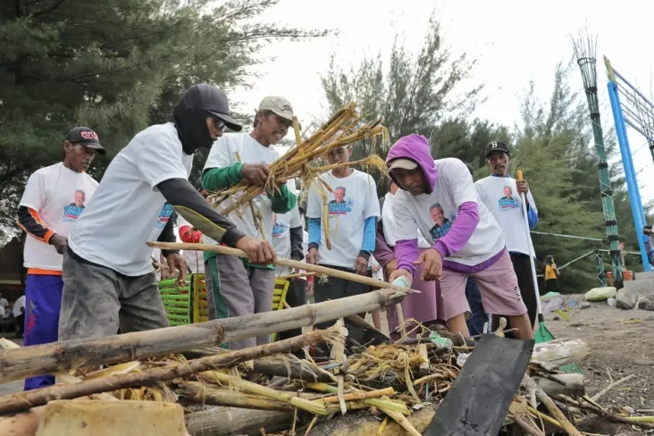 Jaga Lingkungan Hidup,...