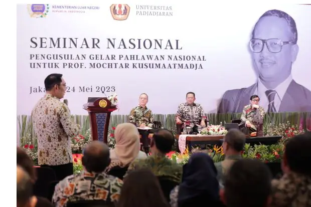 Gubernur Ridwan Kamil...