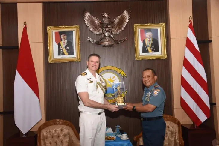 TNI AL Gelar Latihan...