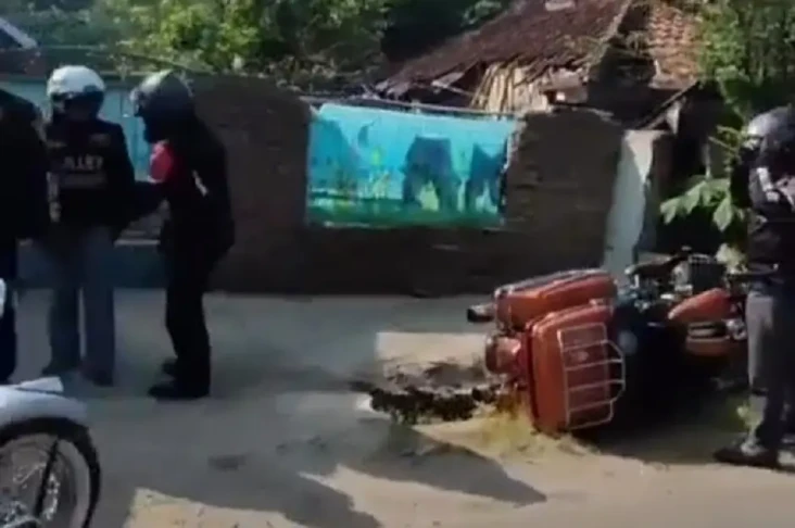 Kecelakaan Lalin di...