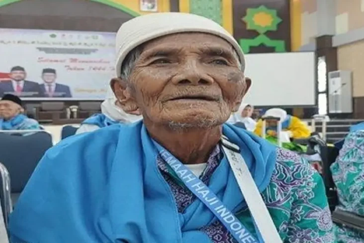 Mbah Karto di Usia 105...