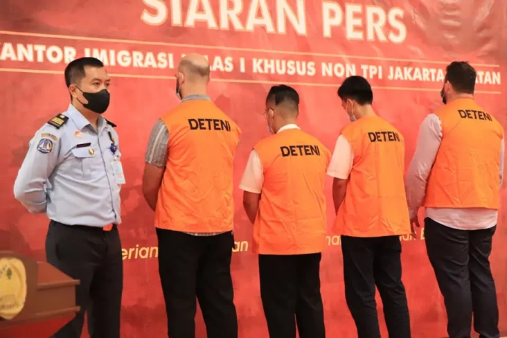 Gelar Acara Exclusive...