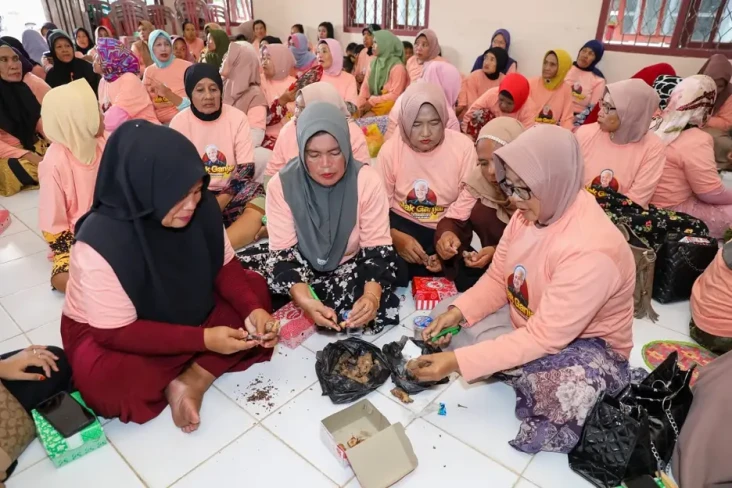 Tambah Penghasilan,...