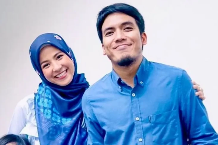 7 Artis Indonesia yang...