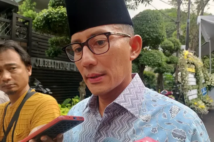 Sandi Lebih Intens Komunikasi...