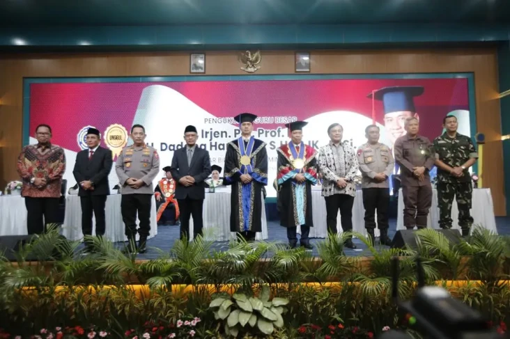 Jenderal Polisi Bintang...