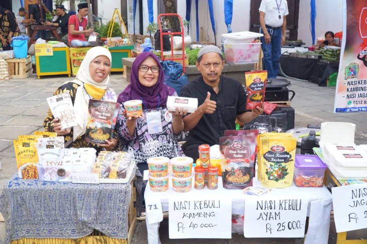 Seribu Pengunjung Banjiri...