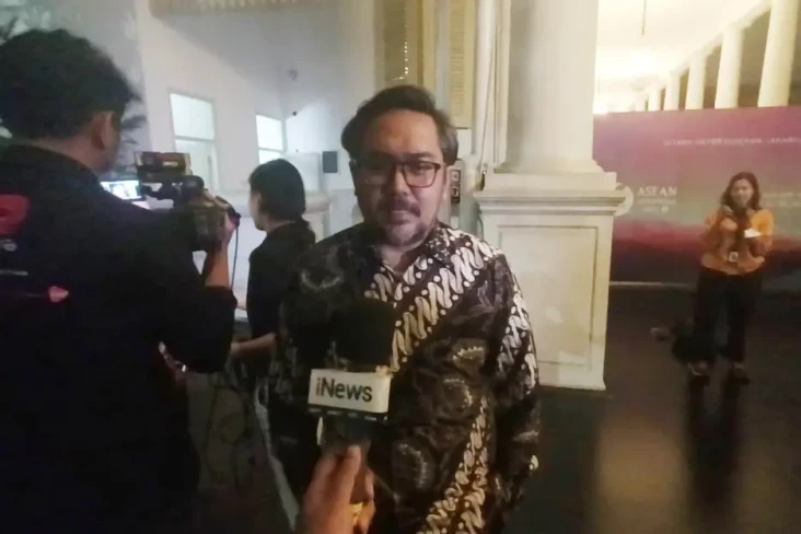 Jokowi Kumpulkan Pemred...