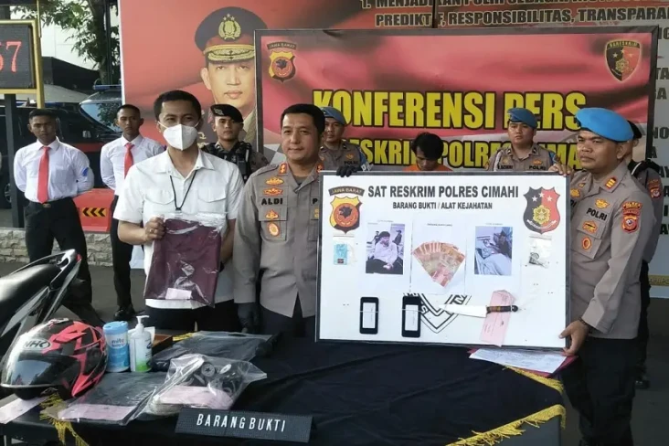 Kurang dari 24 Jam,...