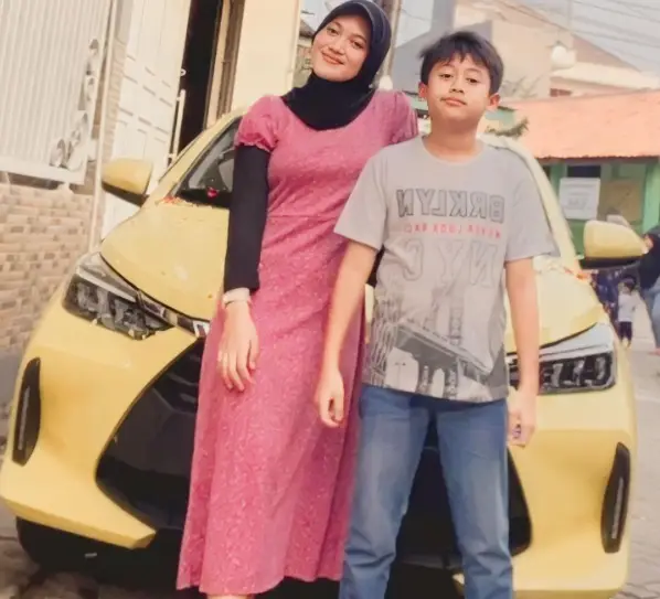 Beruntung, Perempuan...