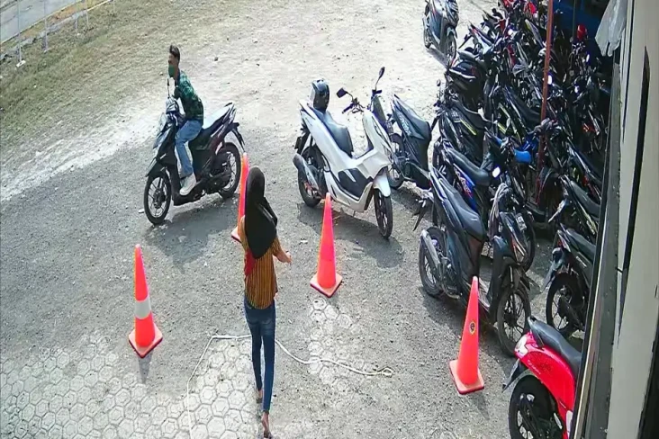 Urus Dokumen Kependudukan,...