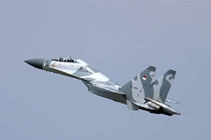 Perbandingan Sukhoi...