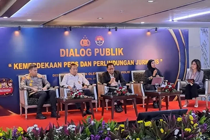 Polri Berkomitmen Terus...