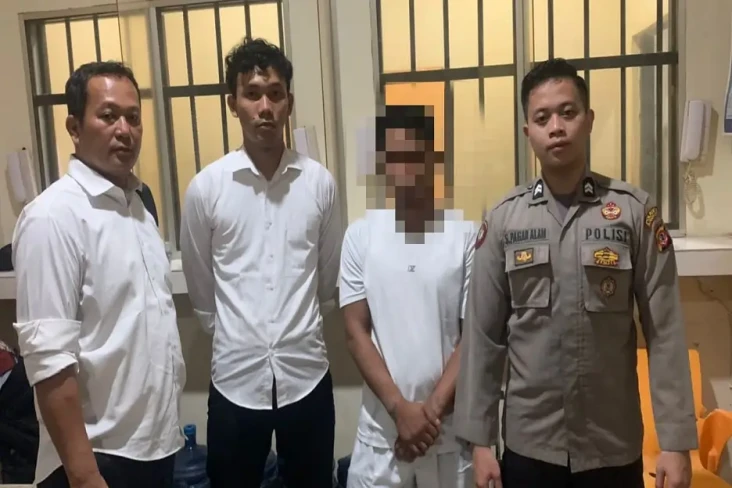 Polisi Tangkap Preman...