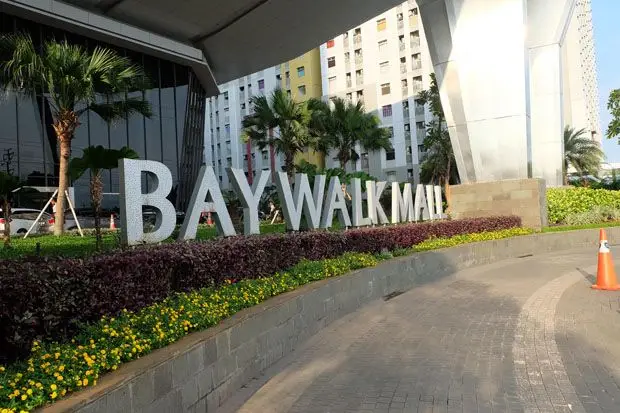 4 Mal di Pluit, Nomor...